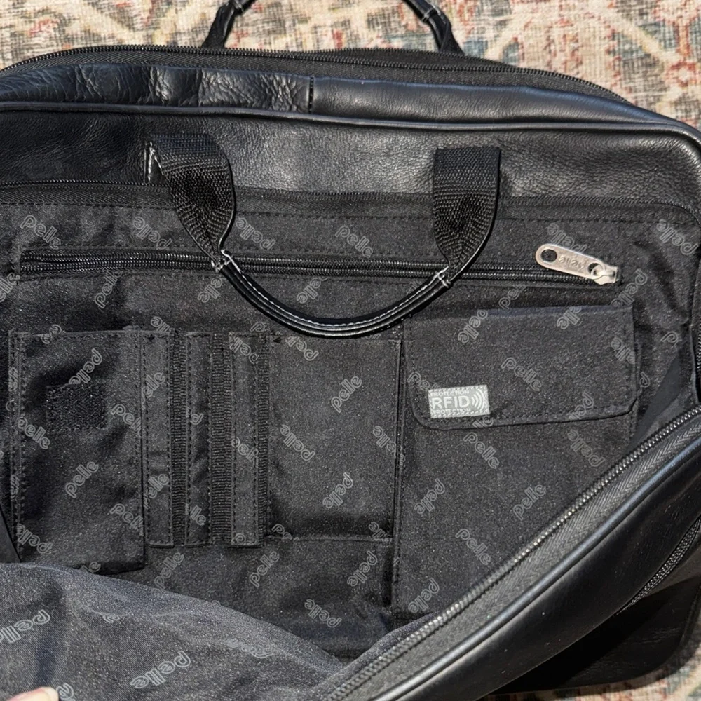 Pelle Classic Black Leather Laptop Briefcase Messenger 15” W x 12” H x 6” D